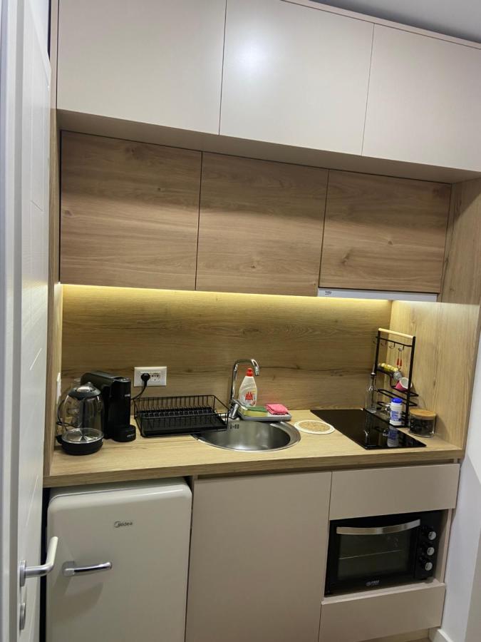 Smart Home , Lovely Apartment In تيرانا المظهر الخارجي الصورة