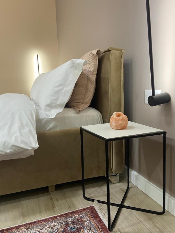 Smart Home , Lovely Apartment In تيرانا المظهر الخارجي الصورة